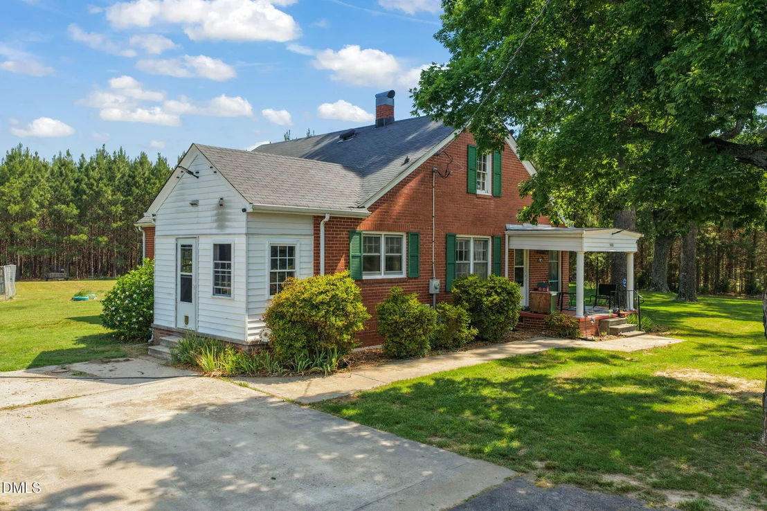 Photo of 5225 Satterwhite Point Road