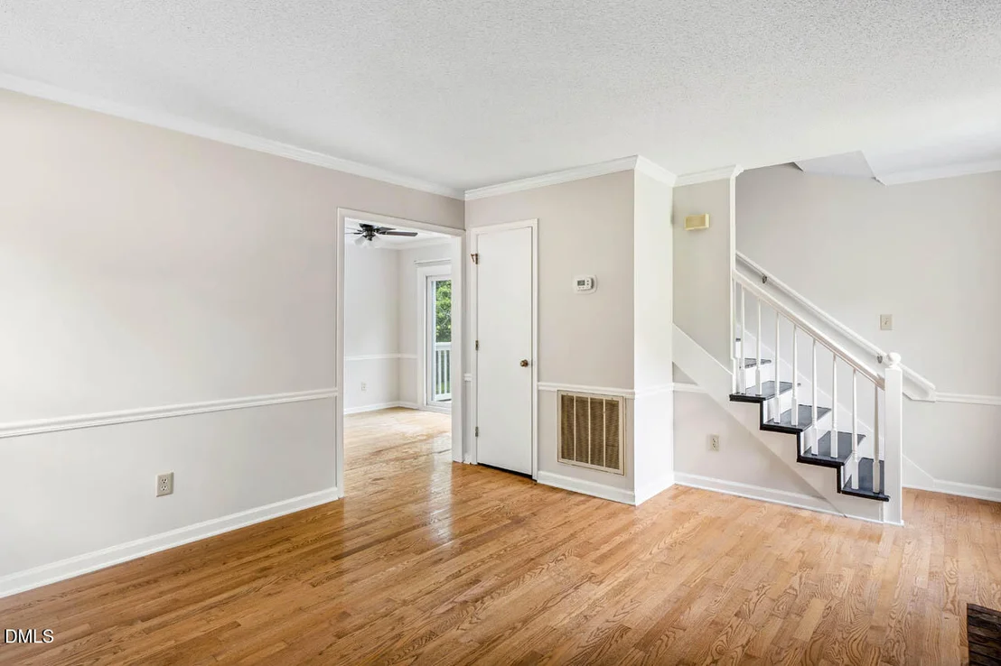 Photo of 104 Avery Le Circle