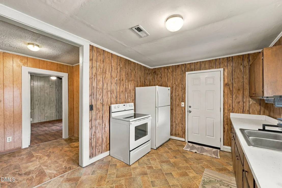 Photo of 2243 Durham Street Extension