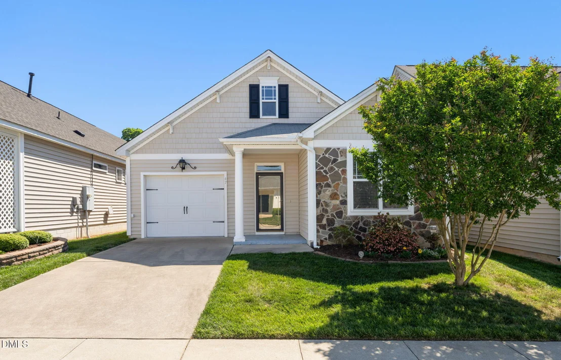Photo of 47 Denby Circle