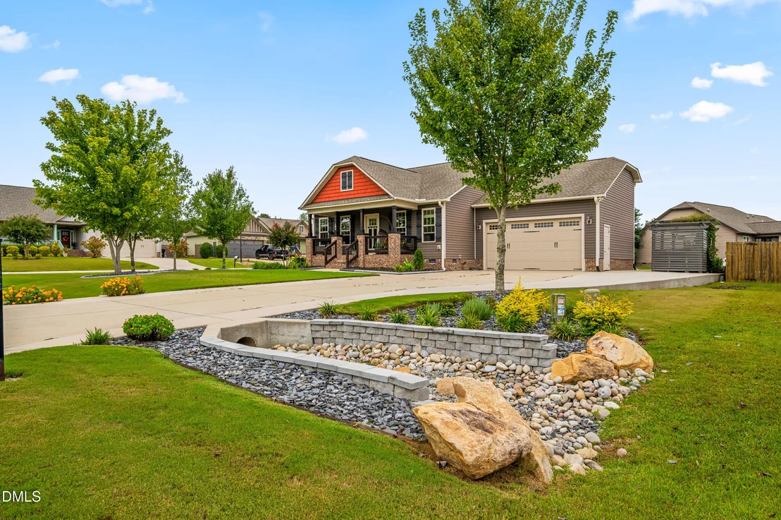 Photo of 184 Westchase Drive