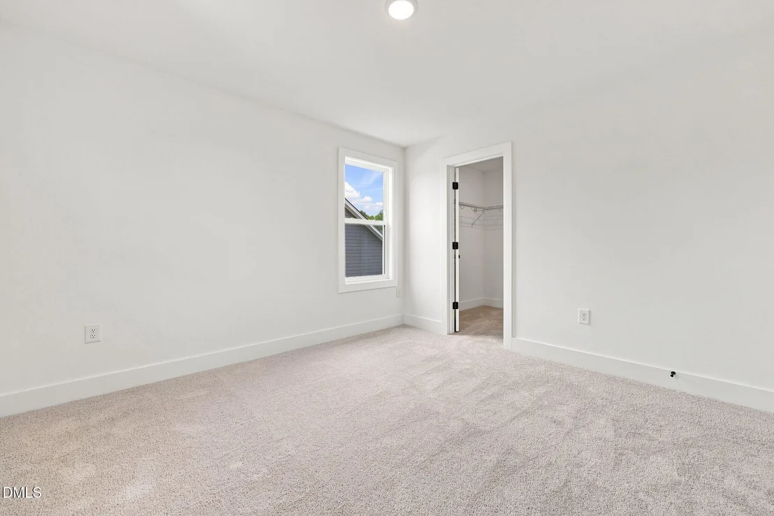 Photo of 143 Grinnell Loop