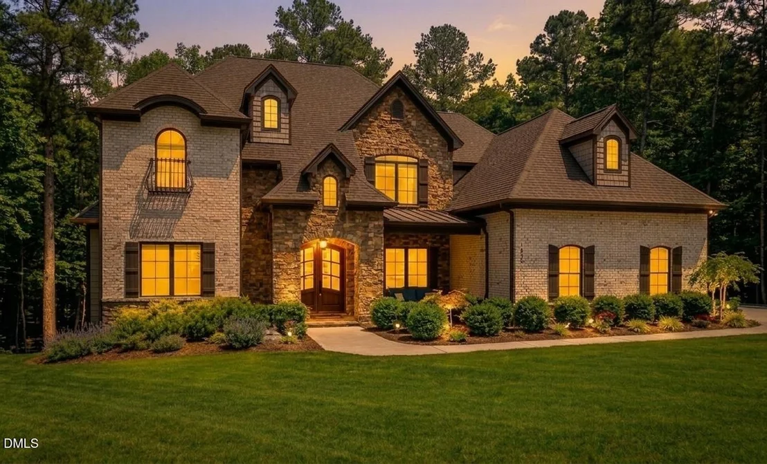 Photo of 122 Essie Drive