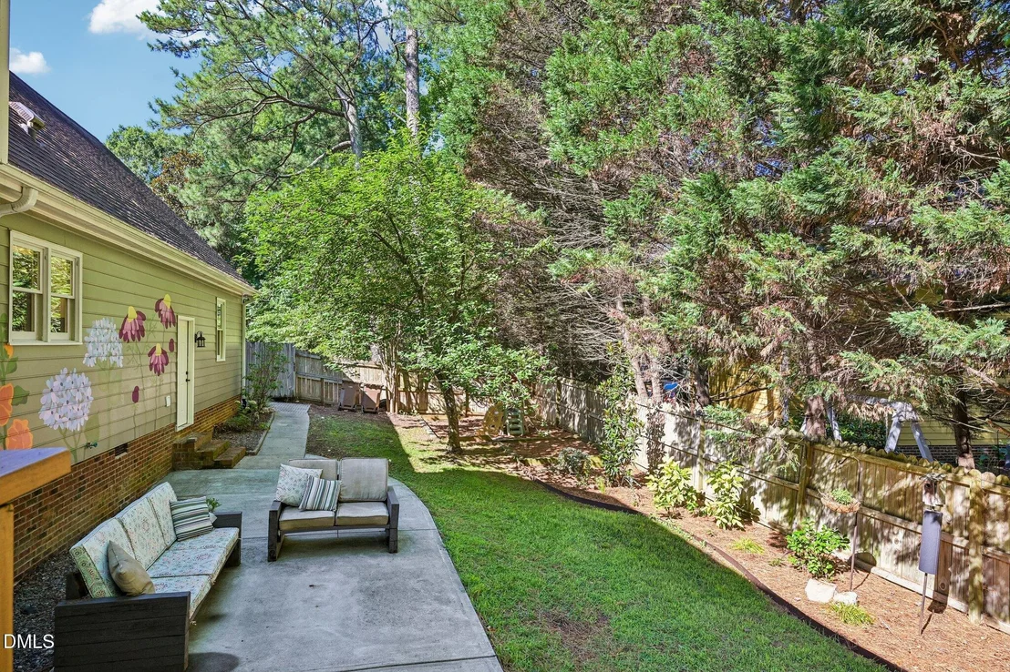 Photo of 100 Beaver Pine Way