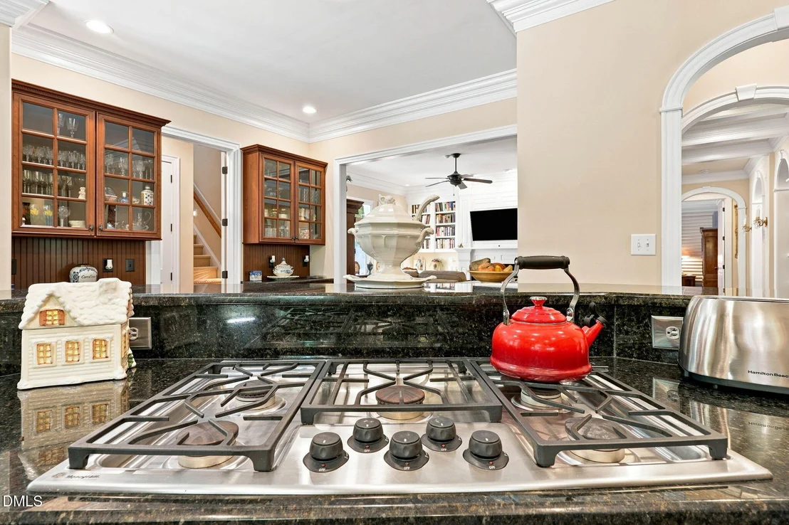 Photo of 6102 Treyburn Point Drive