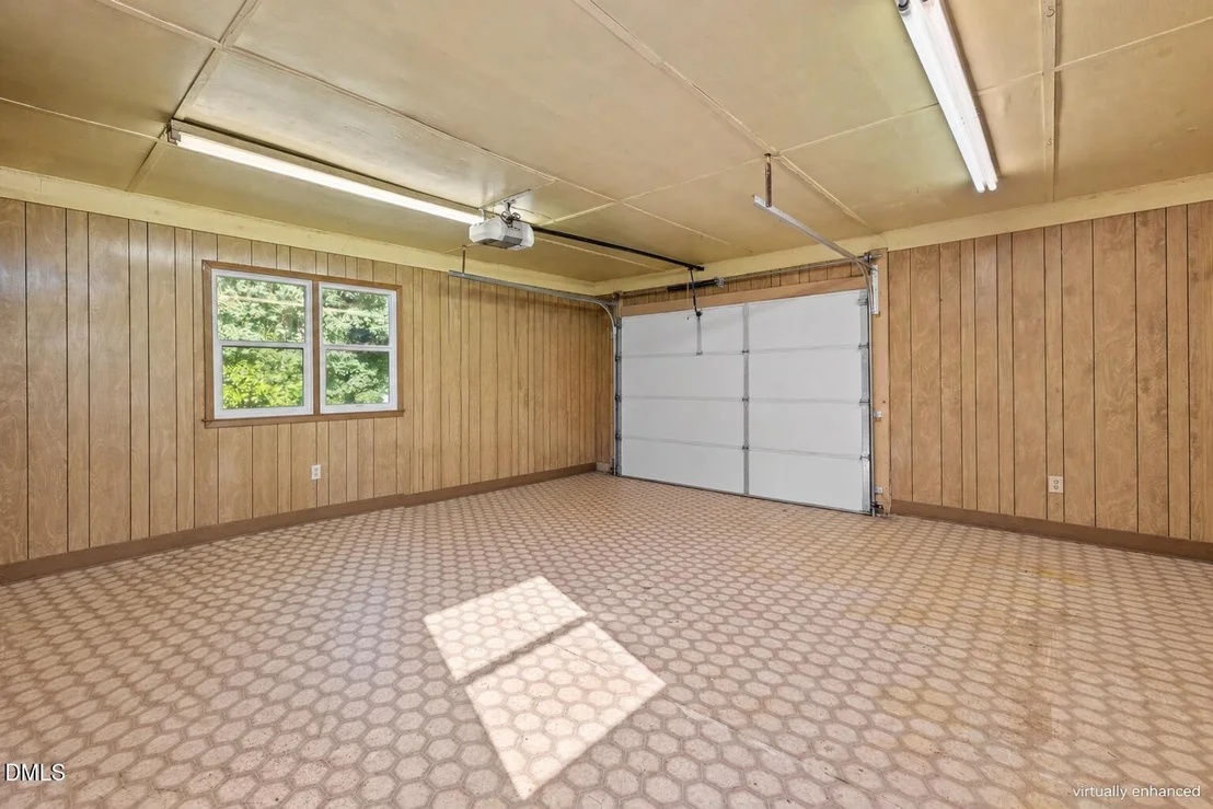 Photo of 6324 Tryon Road