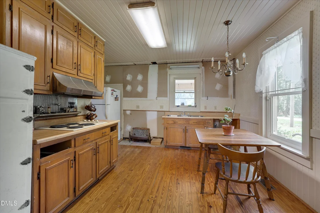 Photo of 3795 Graham Sherron Road