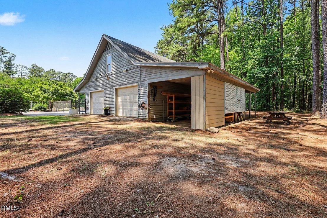 Photo of 2256 Shotwell Road