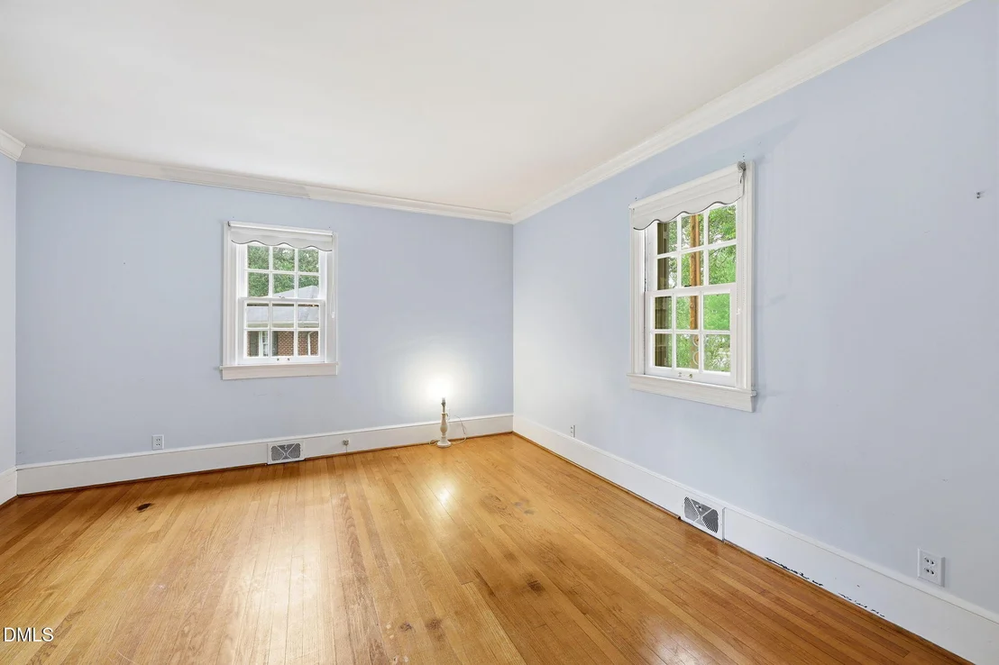 Photo of 212 Hillcrest Drive