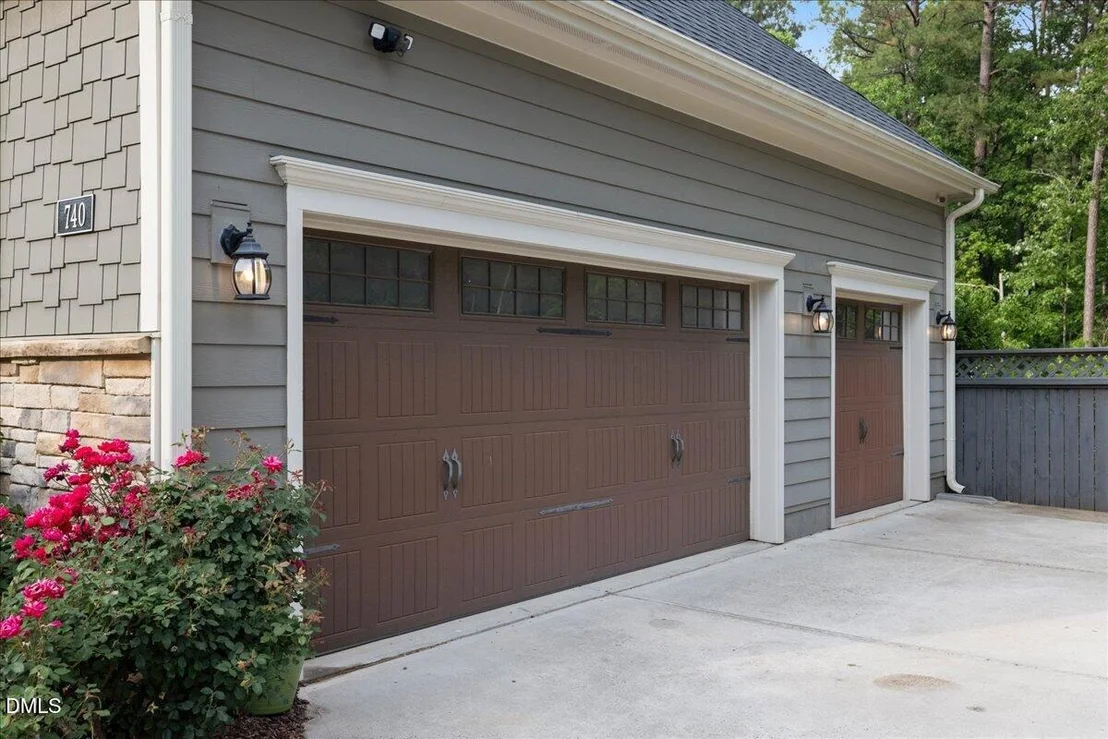 Photo of 740 Peninsula Forest Place