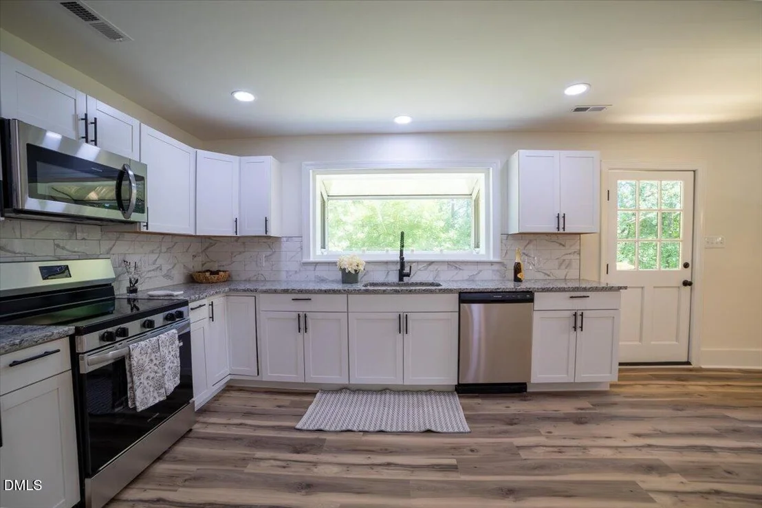 Photo of 906 Circle Drive