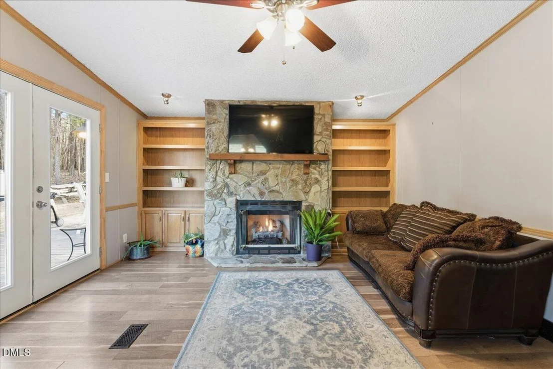 Photo of 1190 Little Mountain Road