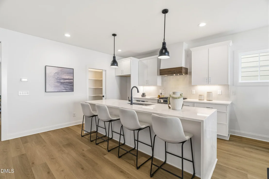 Photo of 722 1/2 Powell Drive