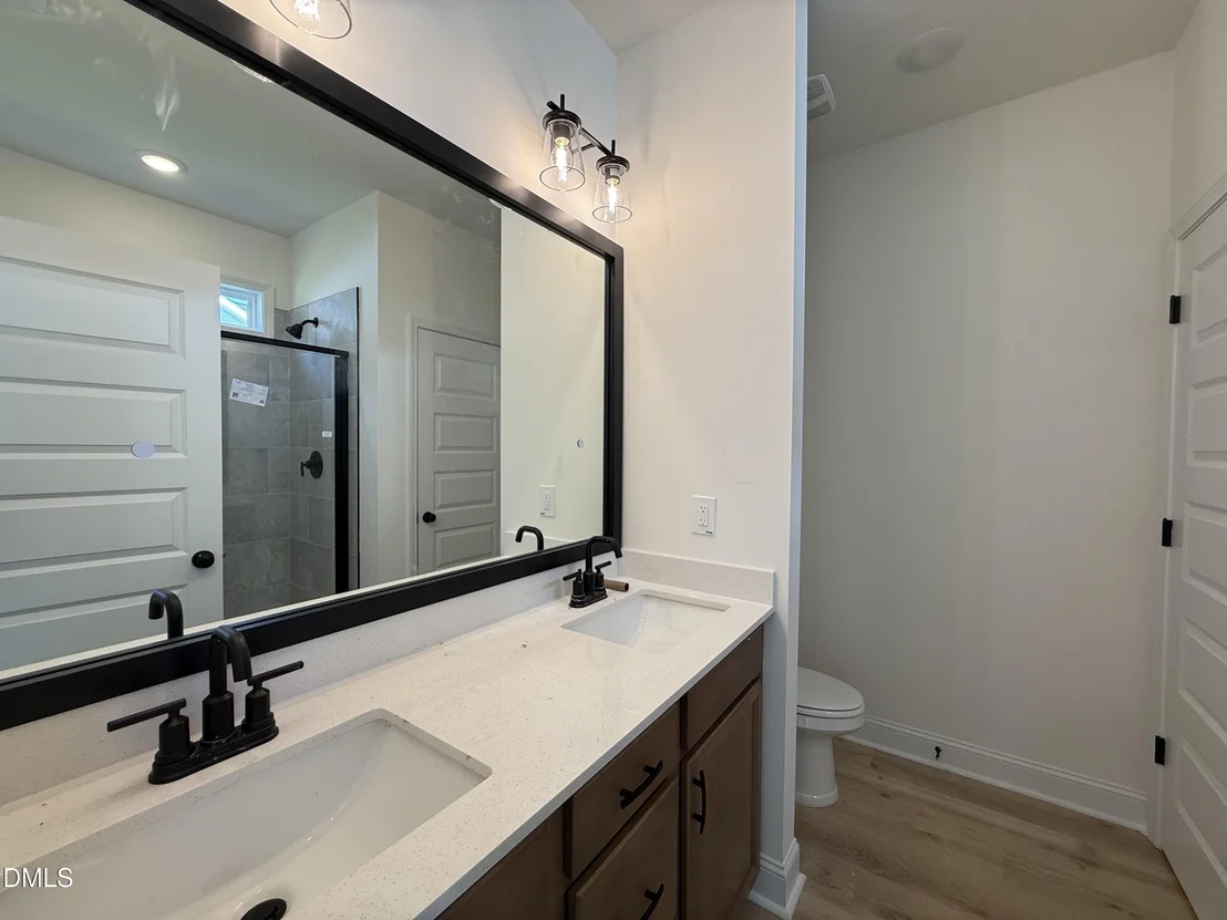 Photo of 137 Cardovia Way