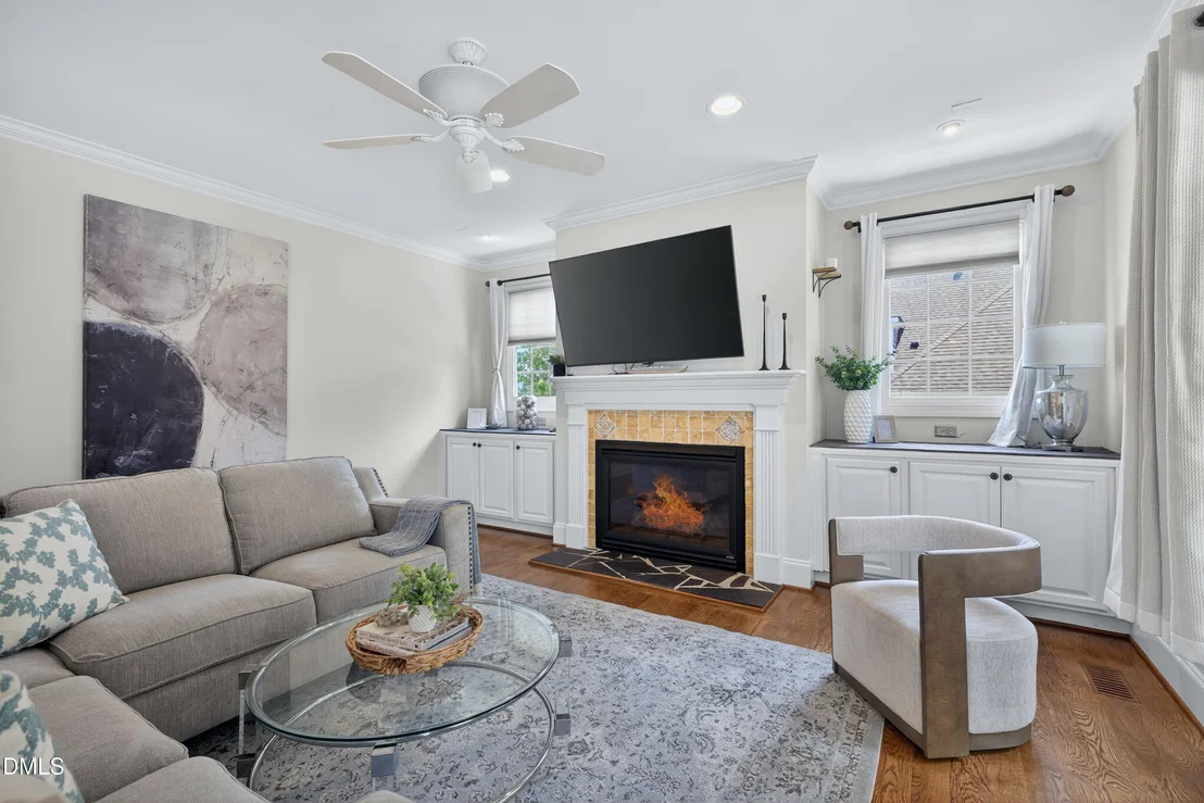 Photo of 945 Alden Bridge Drive