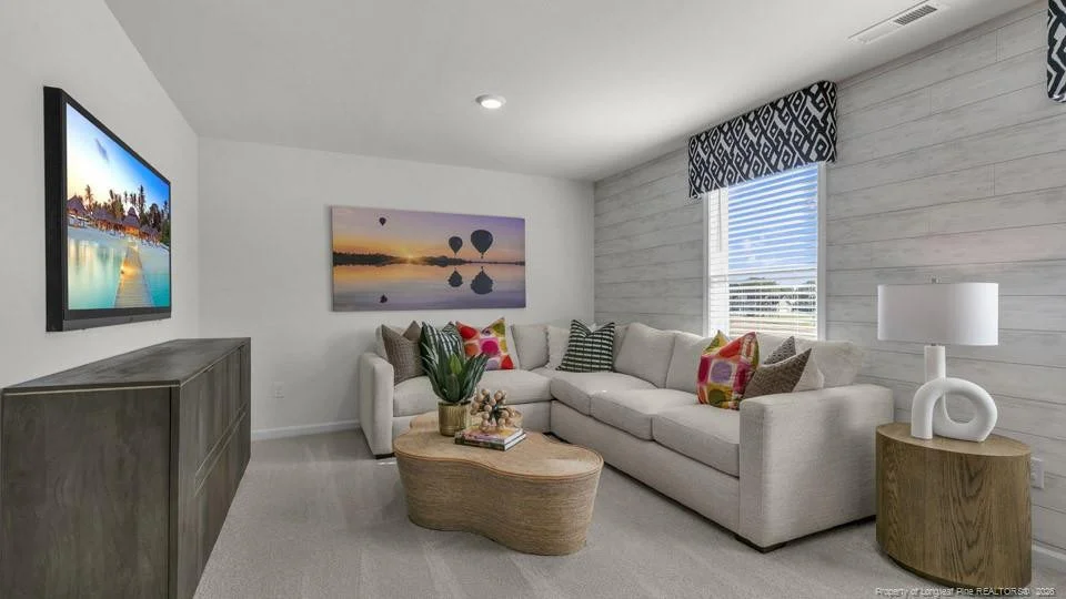 Photo of 1025 Martin Farms Boulevard
