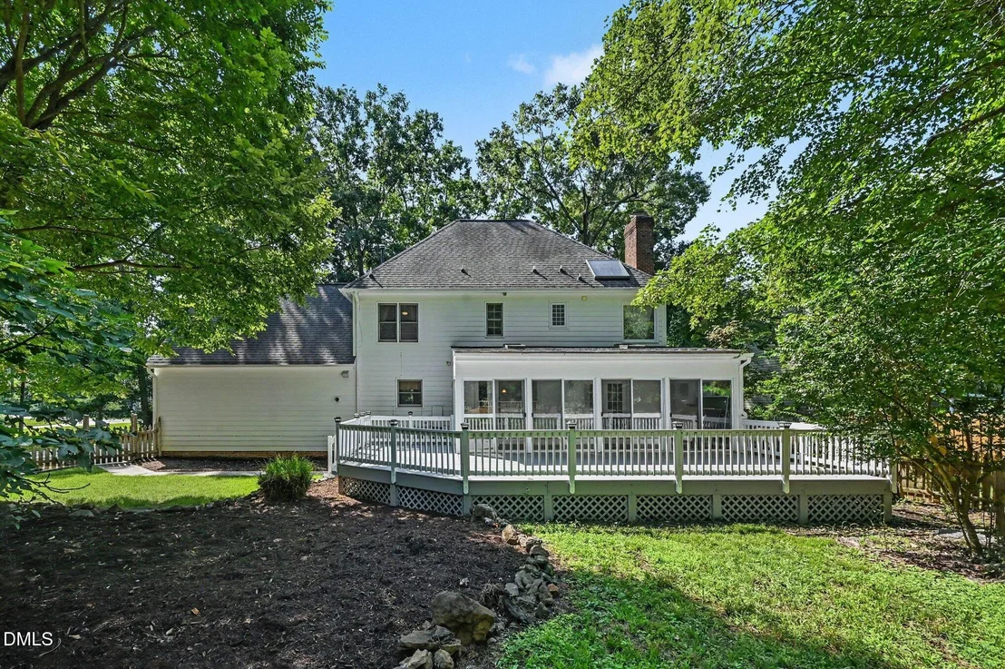 Photo of 611 Flagstone Way