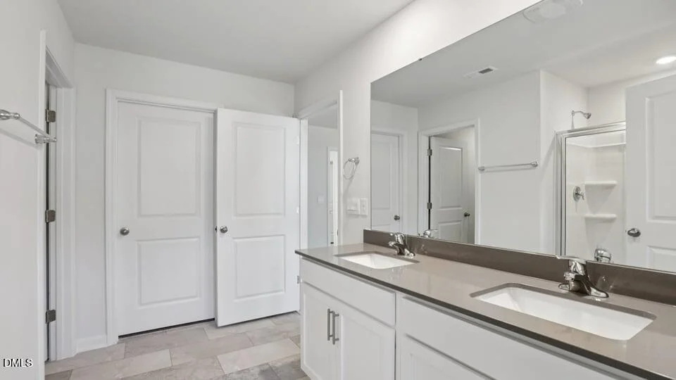 Photo of 106 Tiger Eye Drive