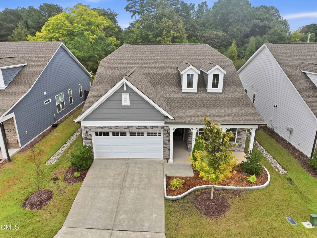 Photo of 1106 Pondfield Way