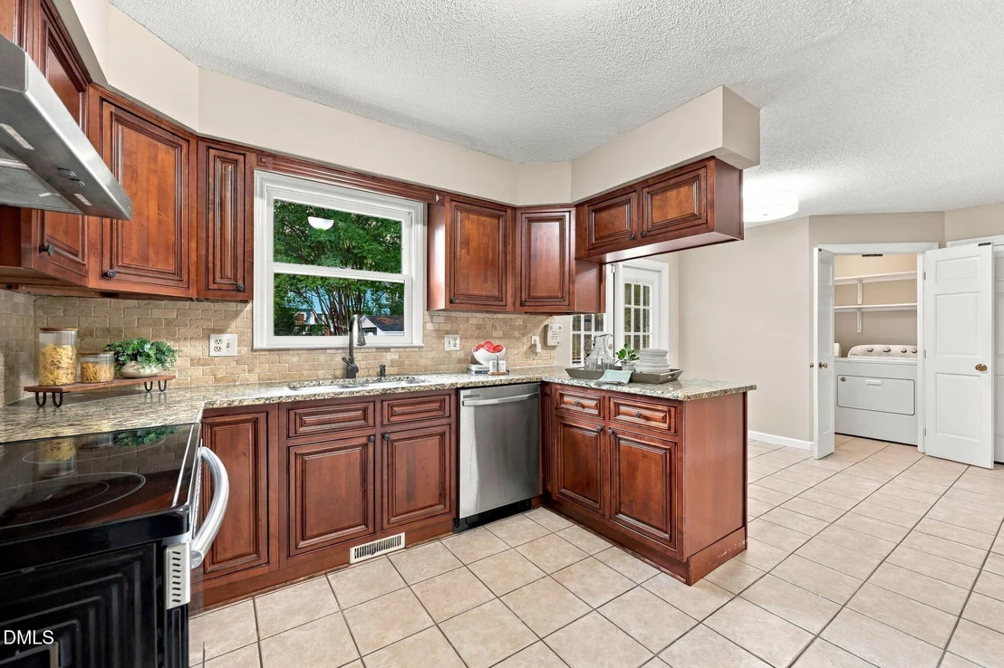 Photo of 603 Pinewood Drive