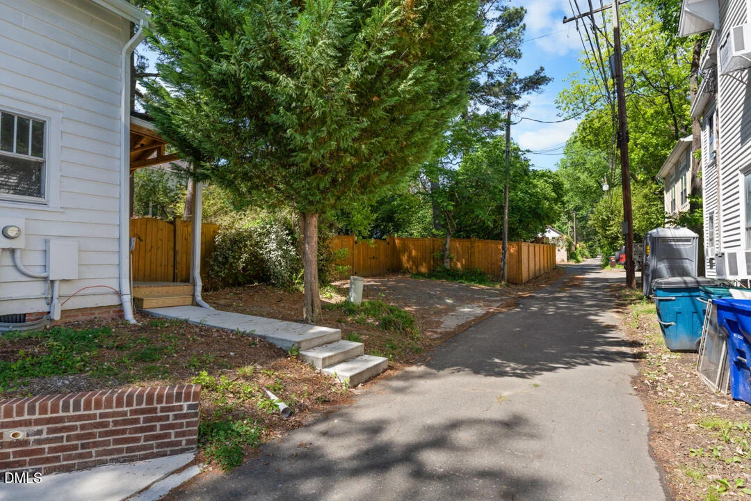 Photo of 405 N Gregson Street