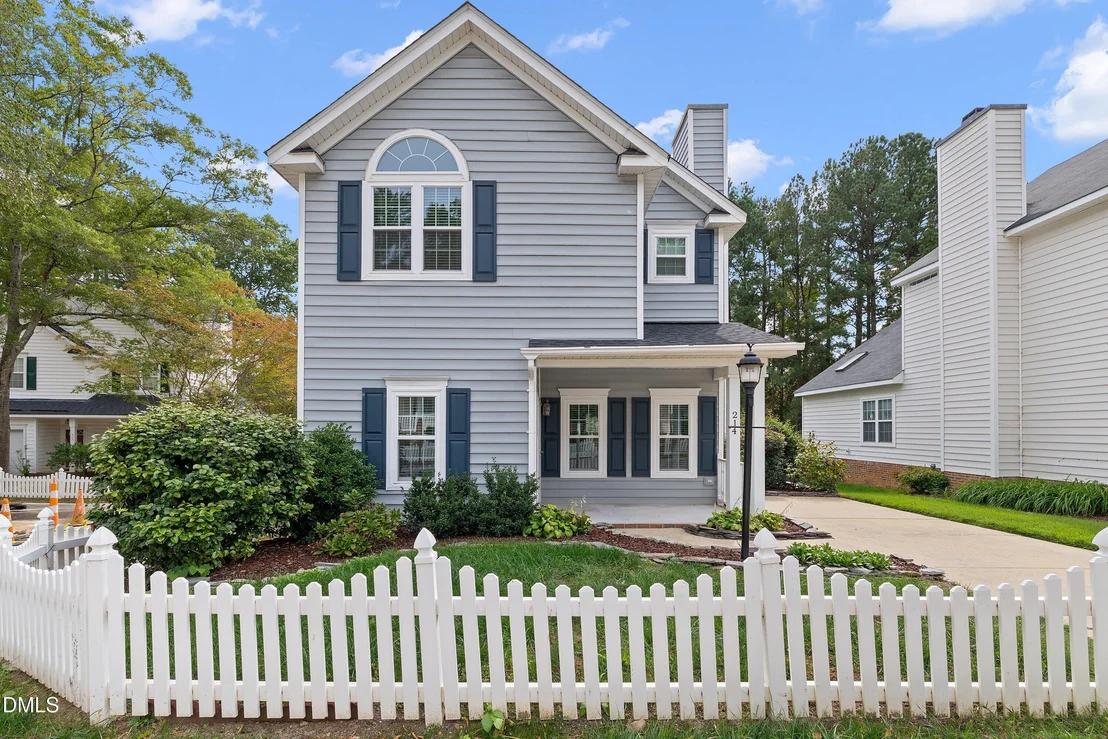 Photo of 214 Bridgepath Drive