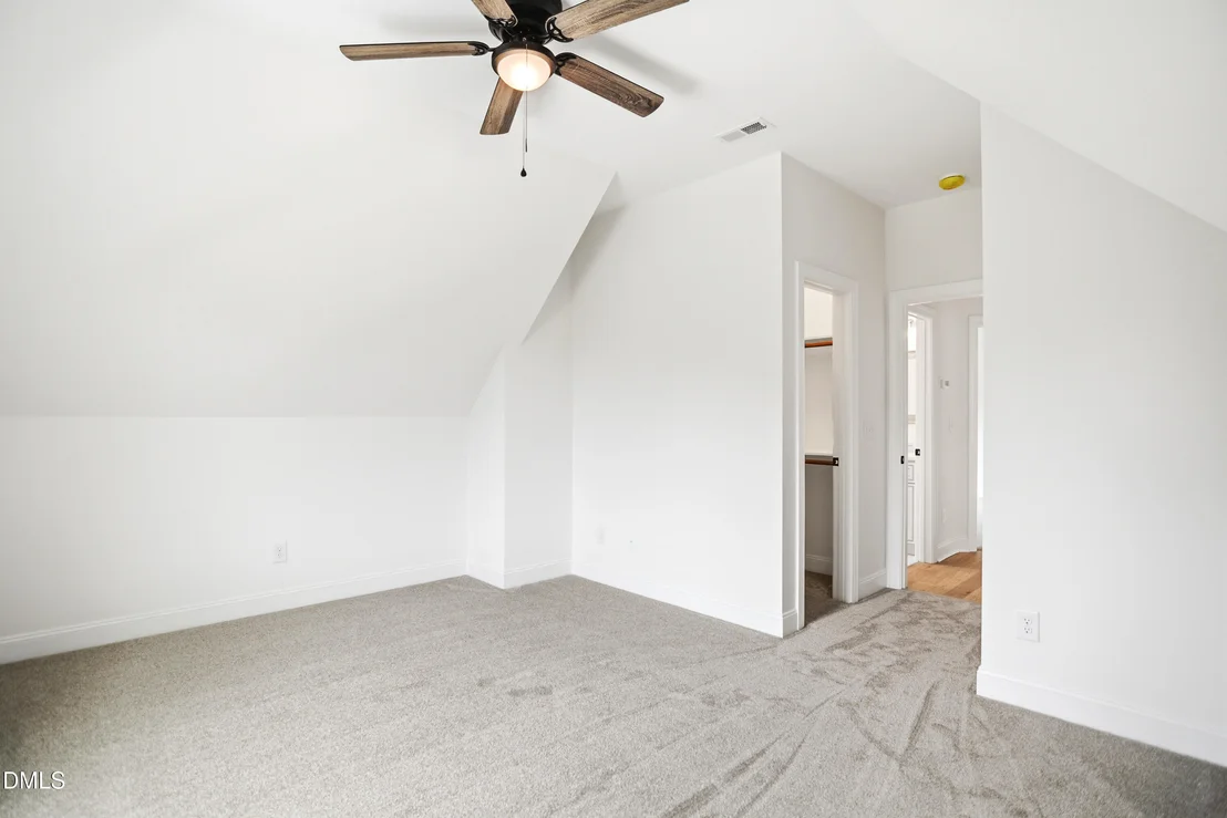 Photo of 432 Cardinal Crest Lane