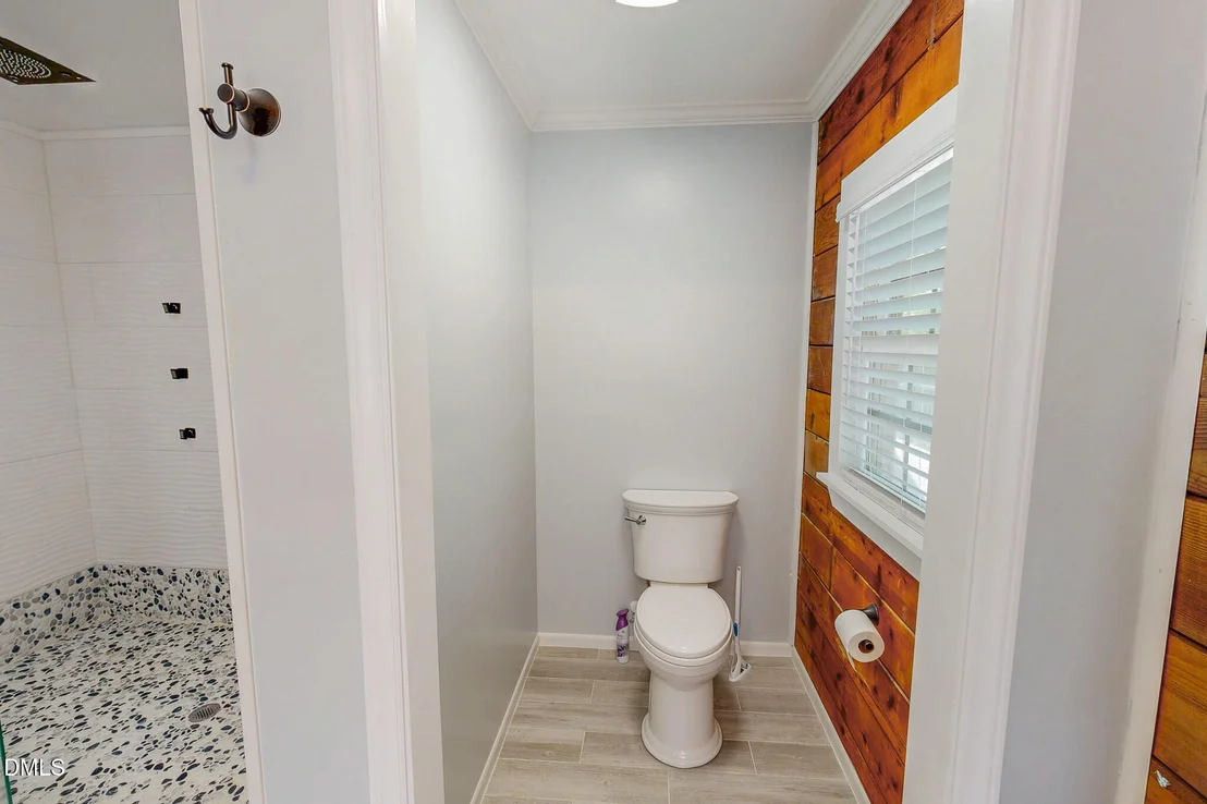Photo of 600 Cedar Laurel Lane