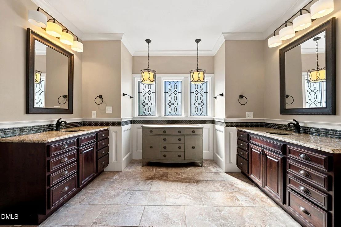 Photo of 270 Rivers Edge Drive