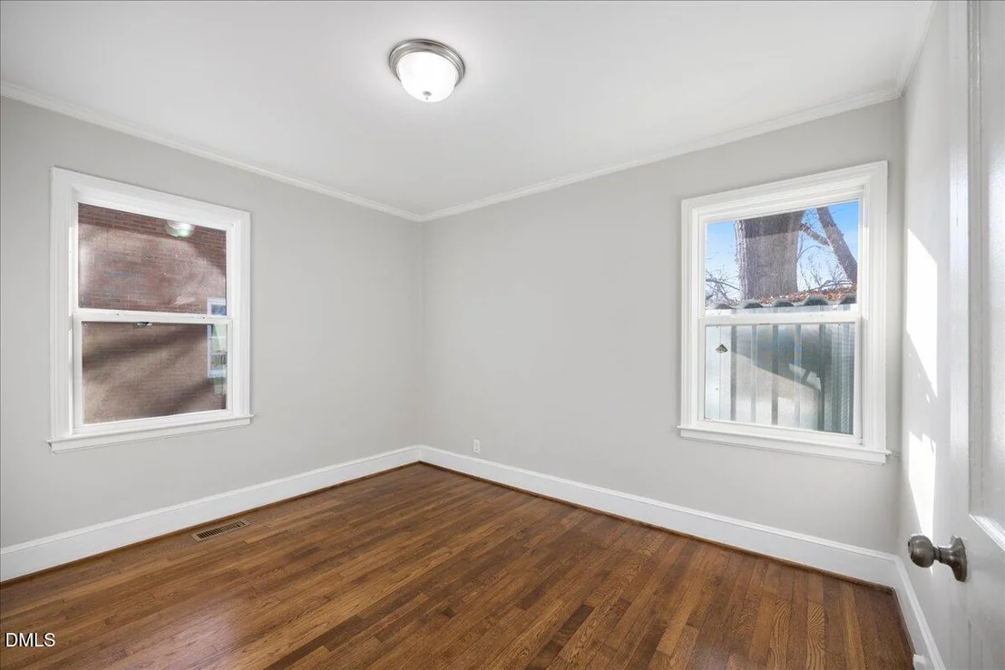 Photo of 2115 Glendale Avenue