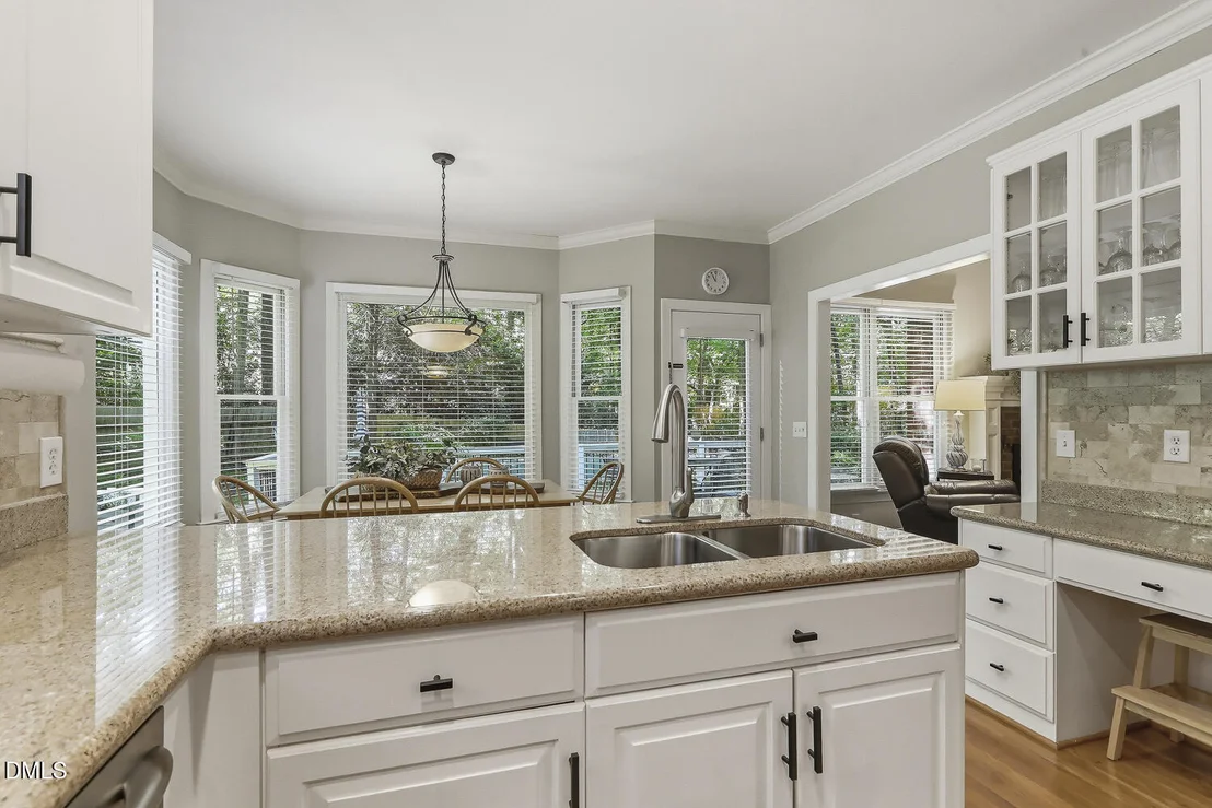 Photo of 429 Grosvenor Drive