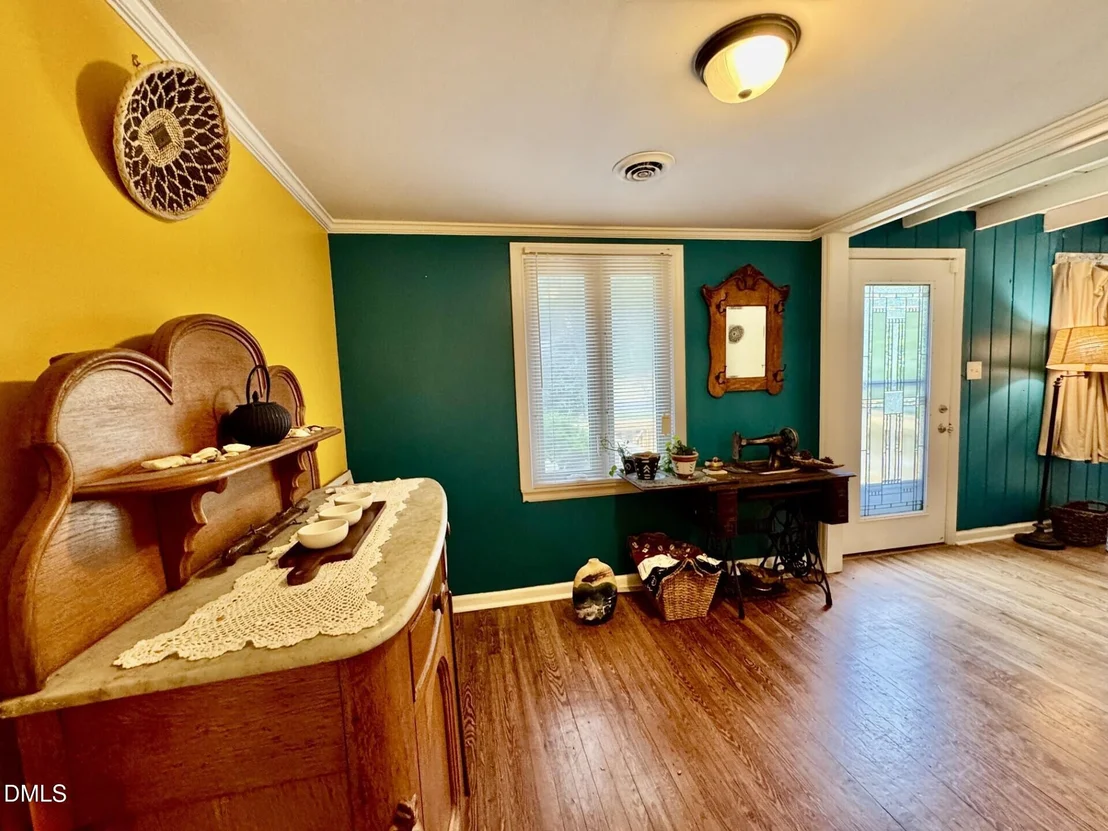 Photo of 3120 Gibson Road