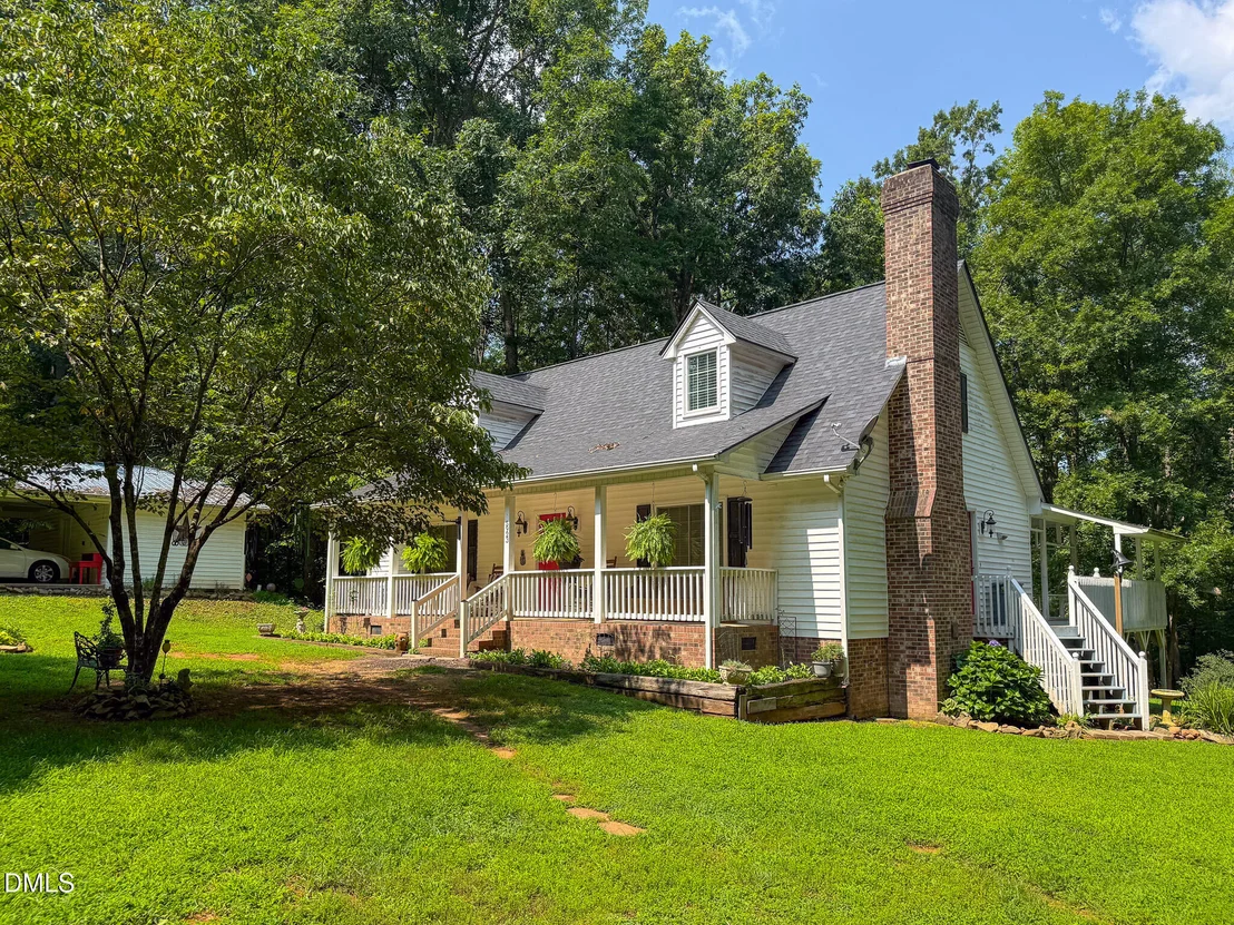 Photo of 5923 Rivers Bend Drive