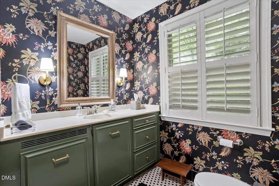 Photo of 809 Lake Boone Trail