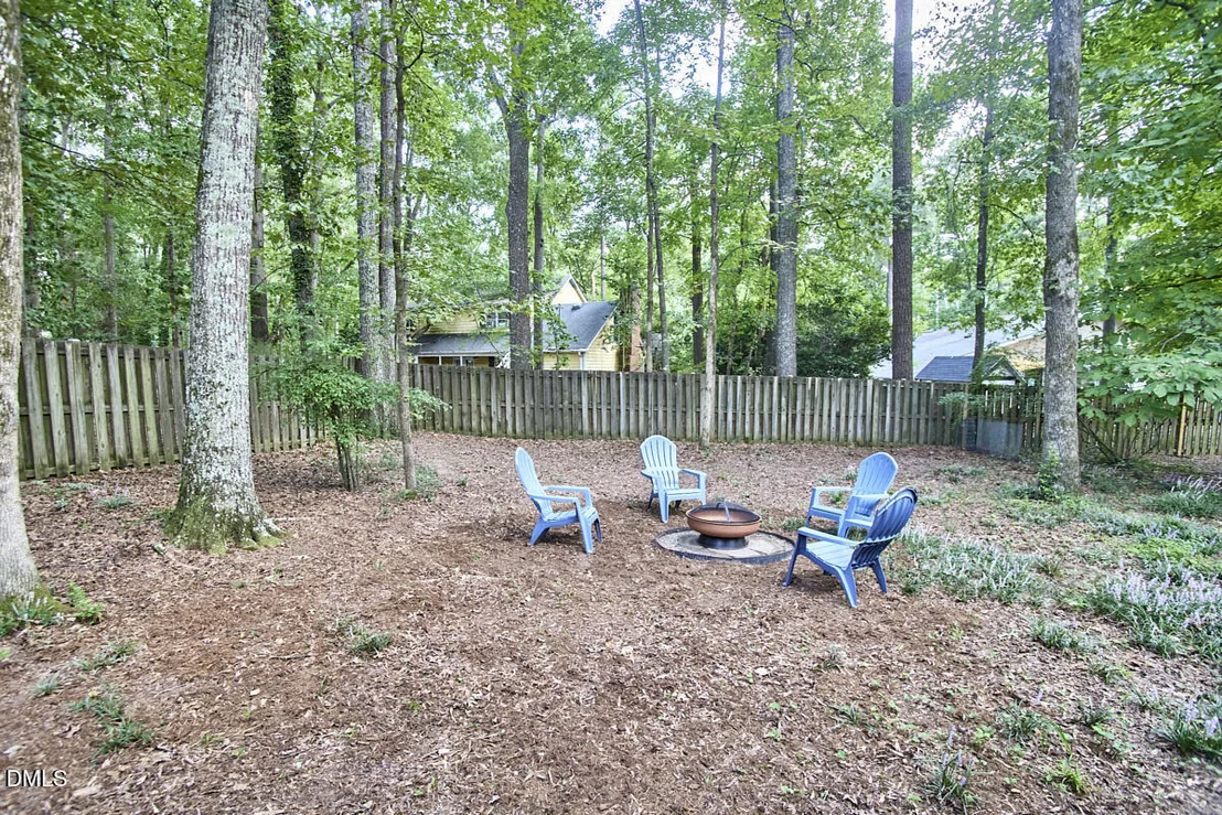 Photo of 2432 Sedgefield Drive