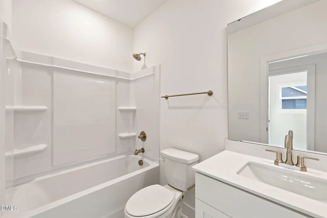 Photo of 30 Loganberry Avenue