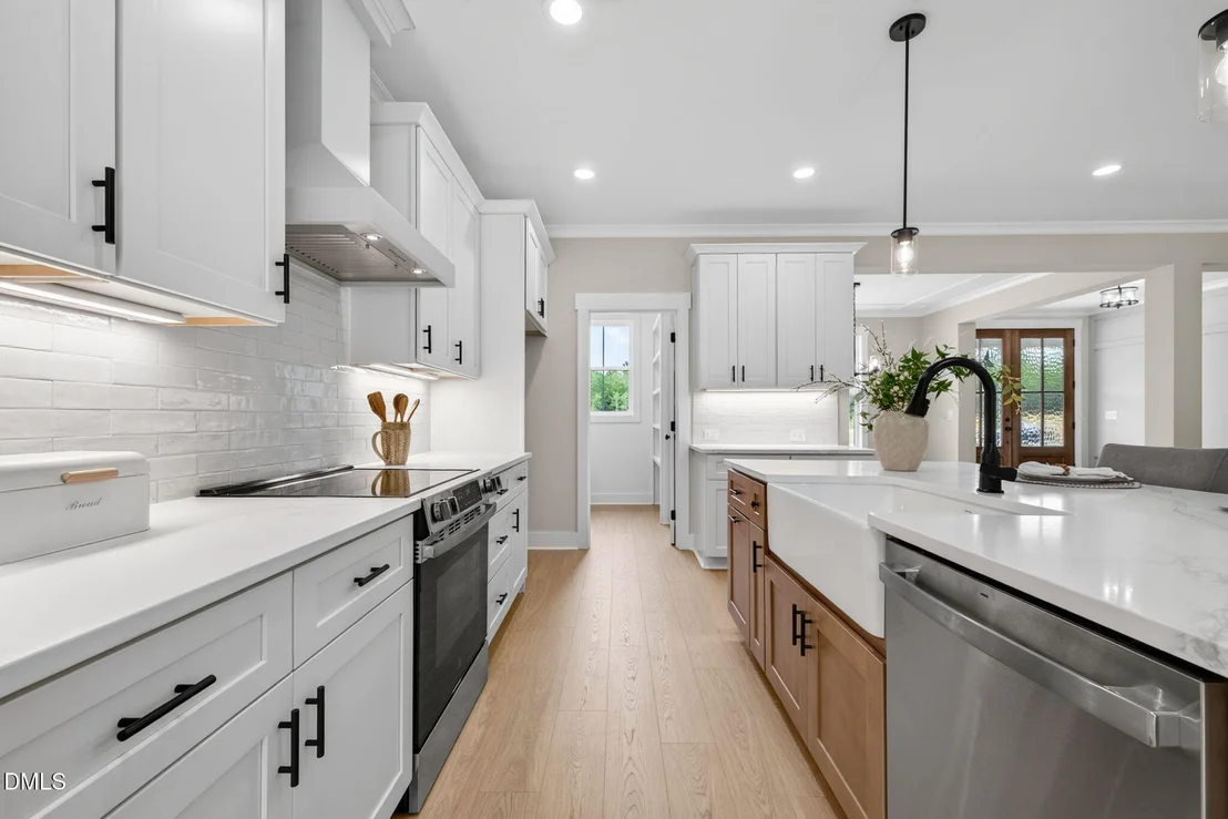 Photo of 175 Hillstead Way