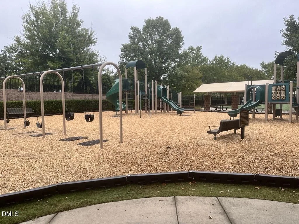 Photo of 740 Peninsula Forest Place