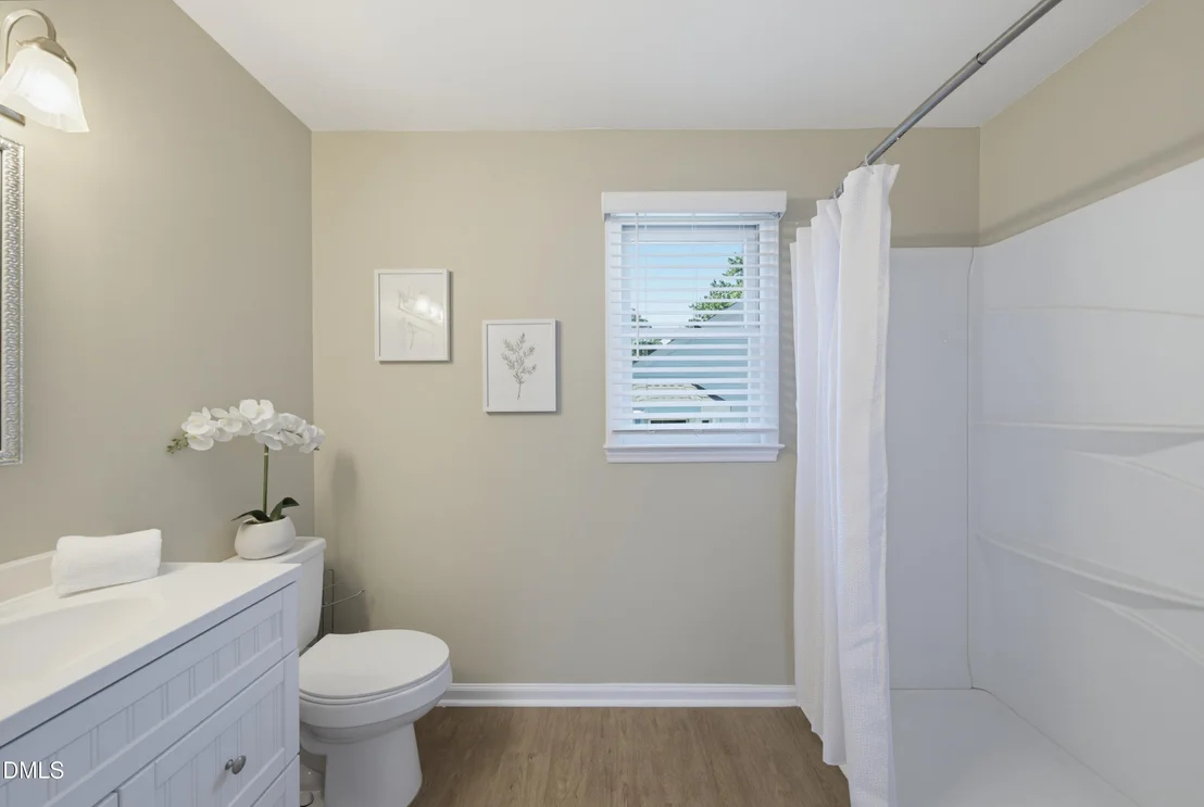Photo of 3532 Castlegate Drive