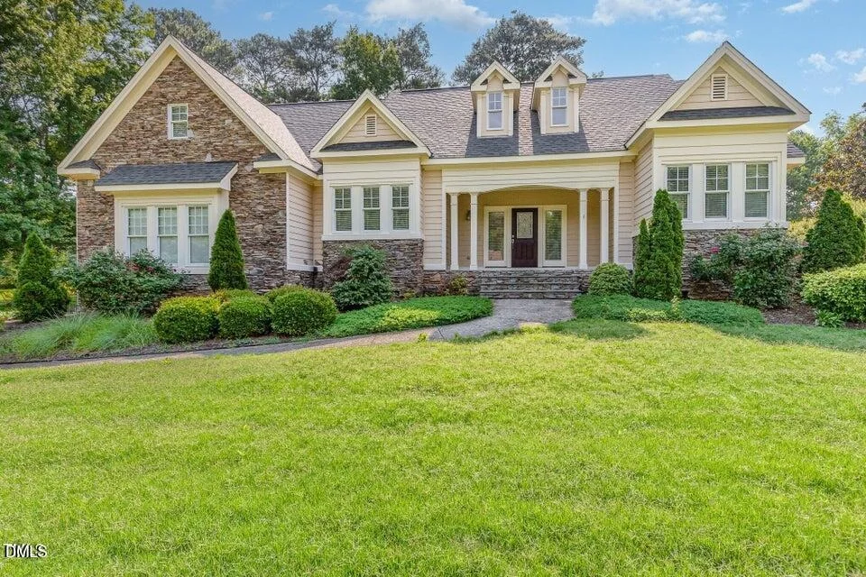 Photo of 1096 Silverleaf Drive