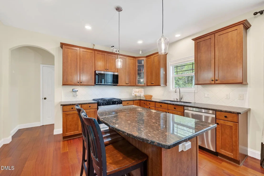Photo of 9104 Linslade Way