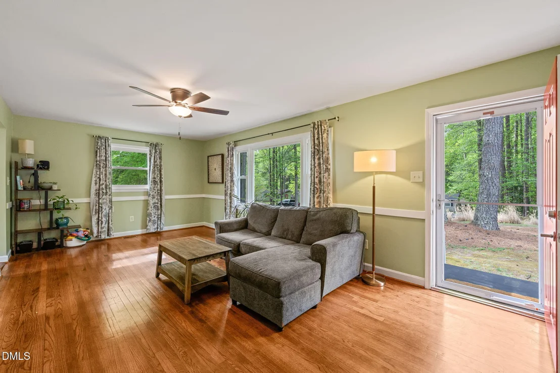 Photo of 1013 Meadowbrook Drive