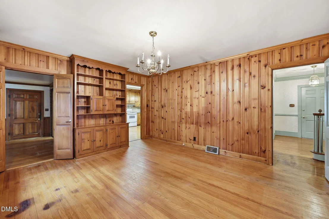 Photo of 212 Hillcrest Drive