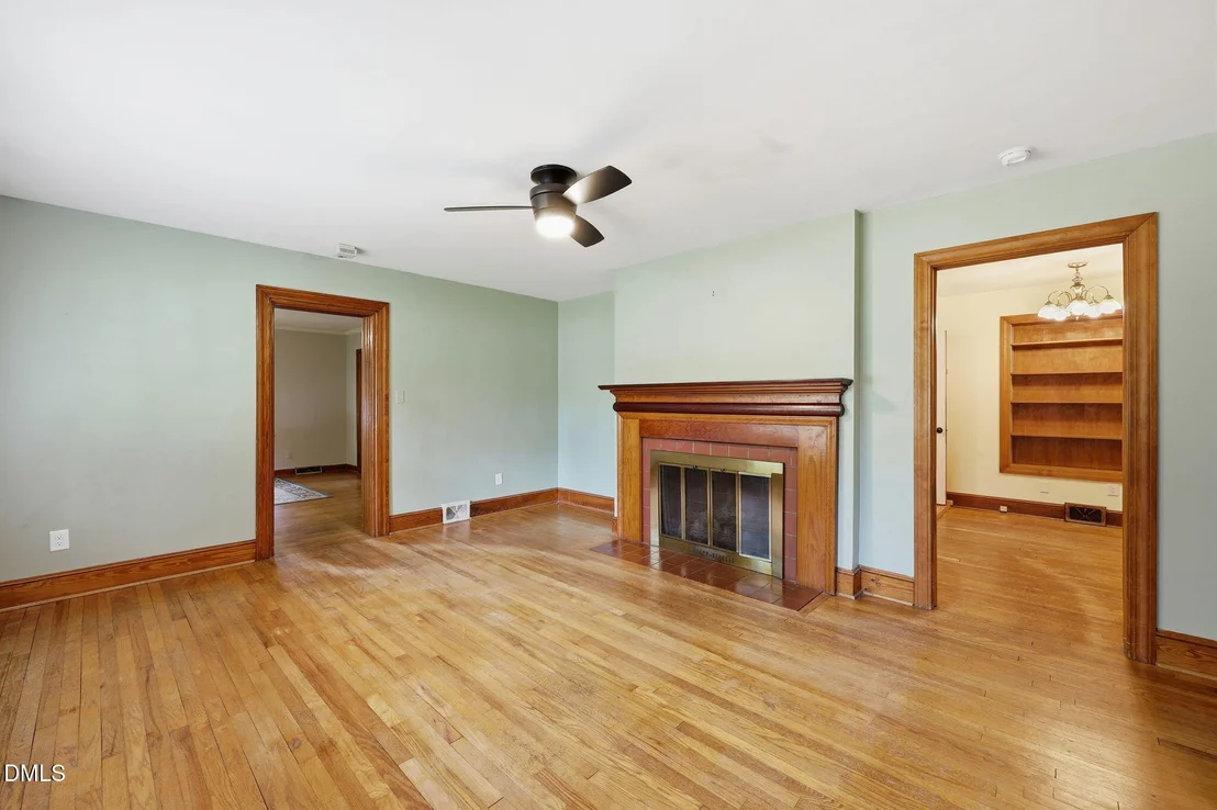 Photo of 213 Pine Tree Road