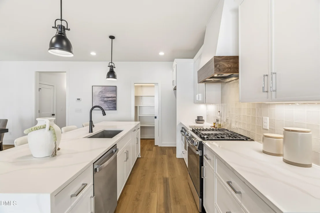 Photo of 722 1/2 Powell Drive