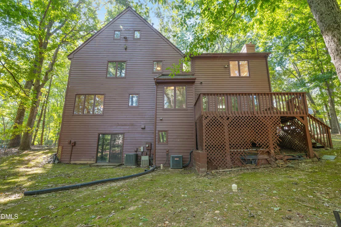 Photo of 225 Dalton Drive