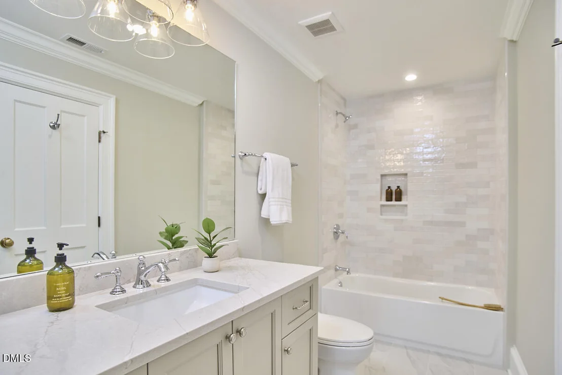 Photo of 3706 Darwin Road