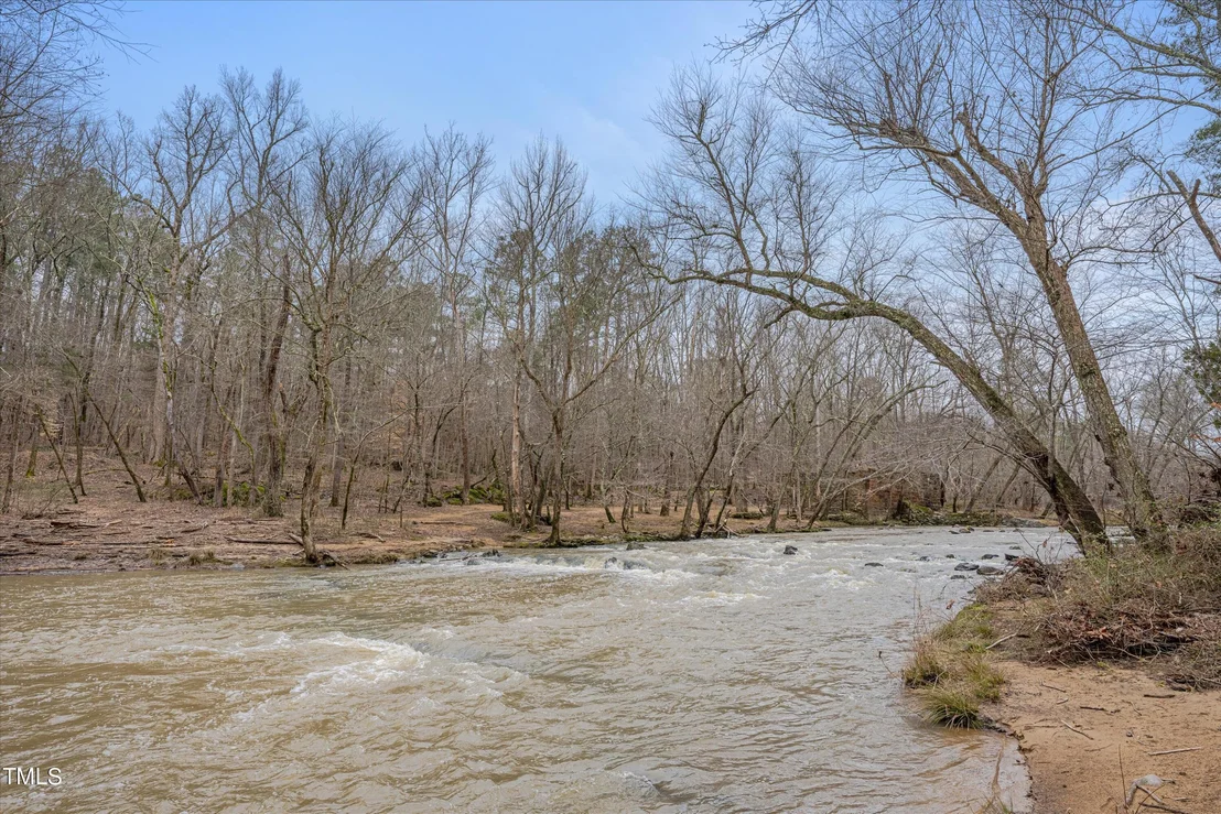 Photo of 2222 Umstead Road