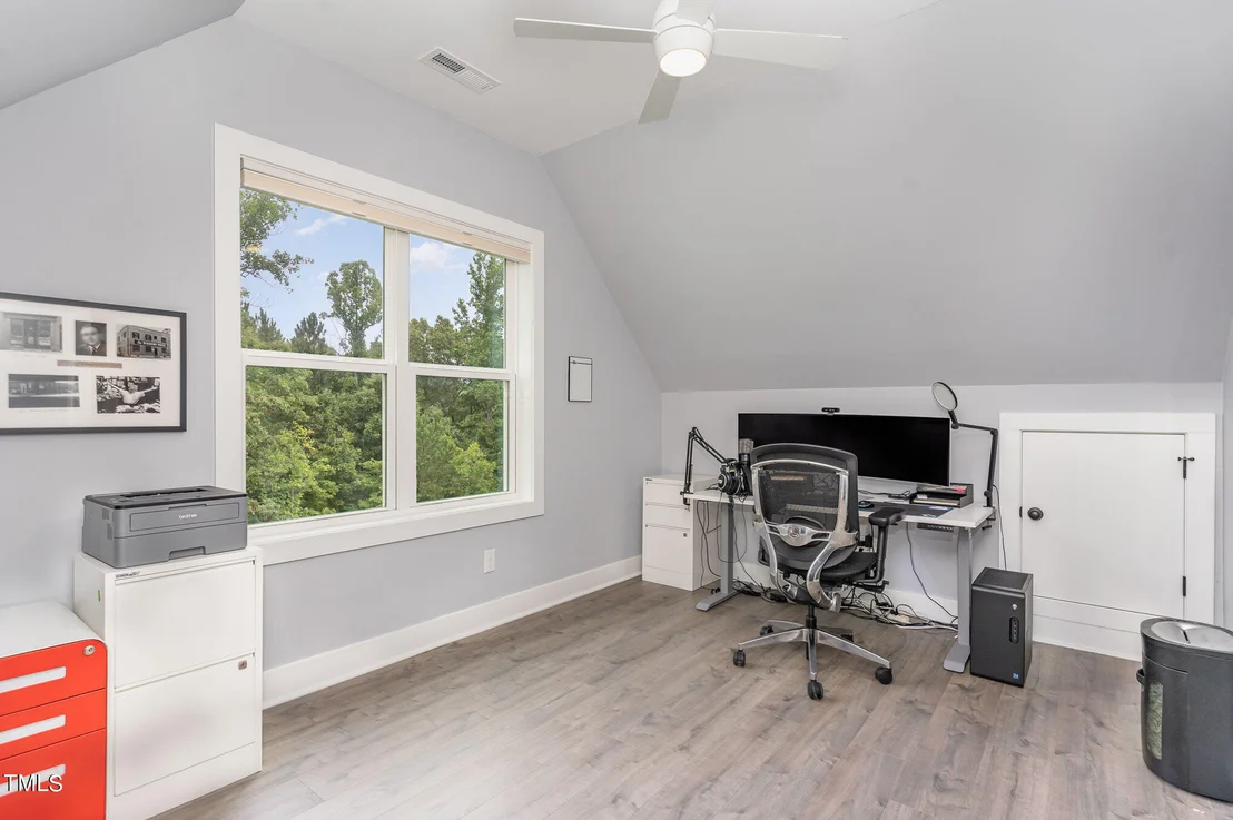 Photo of 183 Post Oak Road