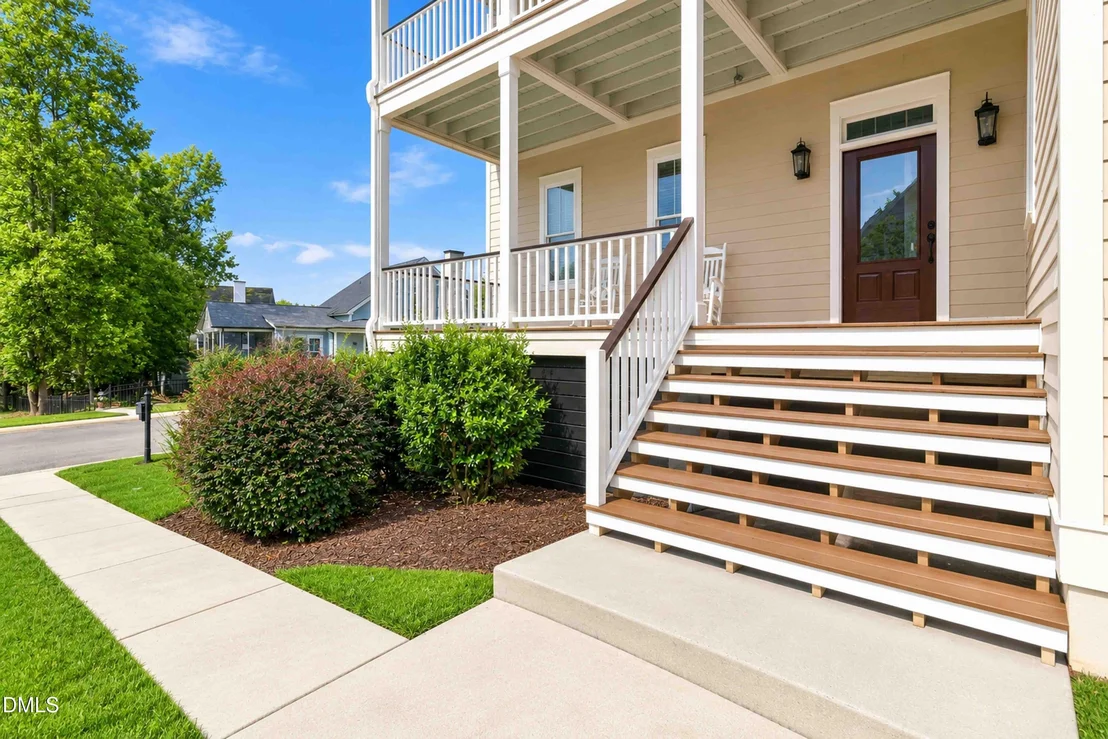 Photo of 90 Ellen Circle
